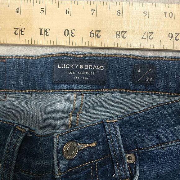 LUCKY BRAND JEANS AVA CROP SZ 6/28 MID RISE COTTON BLEND BLUE WITH GREAT WASH. - Picture 3 of 9